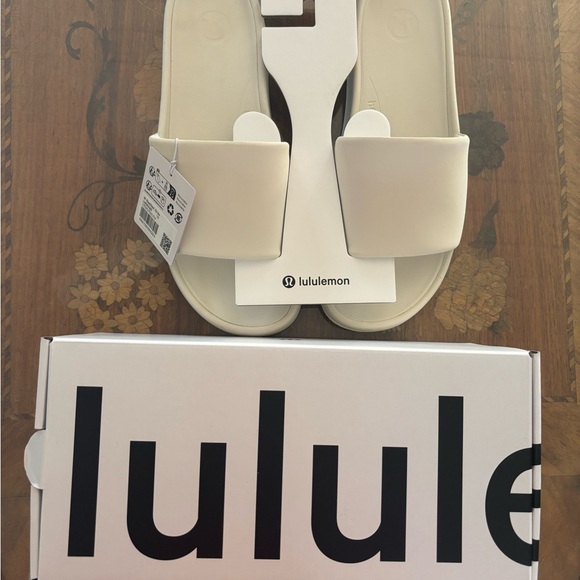 Lululemon Men’s RestFeel Slides in Light Ivory Size 10 - Picture 11 of 12